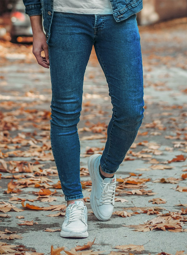 How Should Jeans Fit? Use This 12-Step Checklist for Perfect Fit