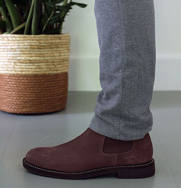 Grey pants hot sale burgundy shoes